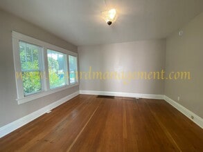 133-135 Clubhouse Ave in Los Angeles, CA - Building Photo - Building Photo