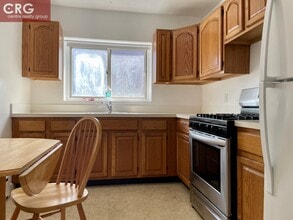 75 Euston Rd, Unit 8 in Boston, MA - Building Photo - Building Photo