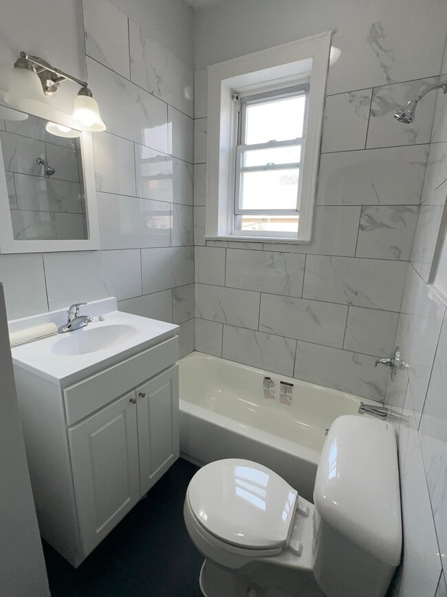 684 Summer Ave in Newark, NJ - Building Photo - Building Photo