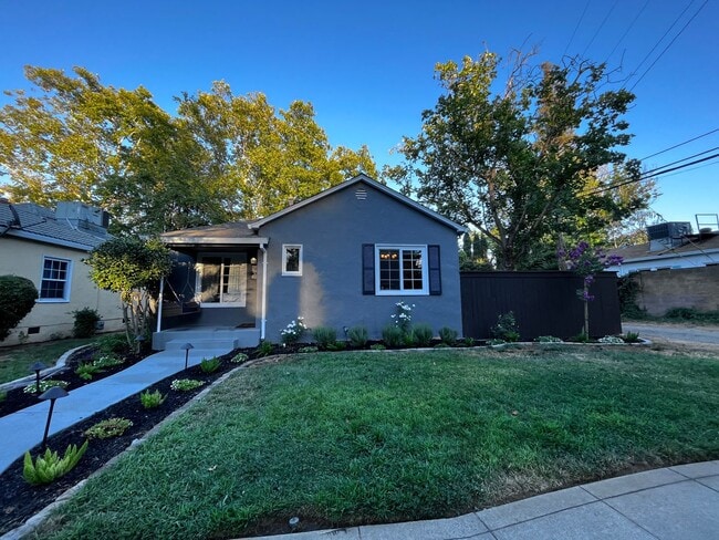 property at 1909 39th St