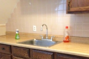 1015 Elmwood Ave, Unit 3