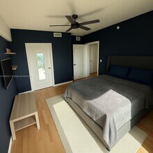 1627 SW 37th Ave in Miami, FL - Building Photo - Building Photo