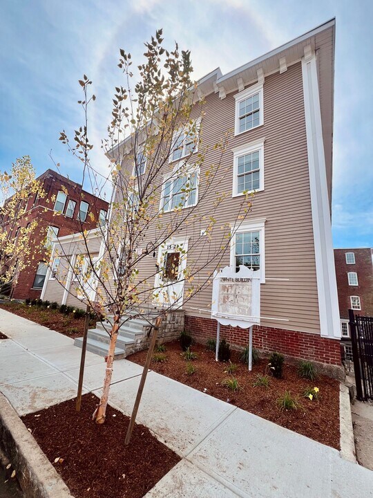 The Reeds in Worcester, MA - Foto de edificio