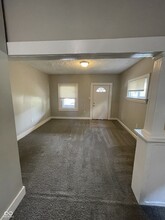 4212 E Washington St in Indianapolis, IN - Building Photo - Building Photo