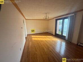 1030 Bennington St, Unit 5 in Boston, MA - Building Photo - Building Photo