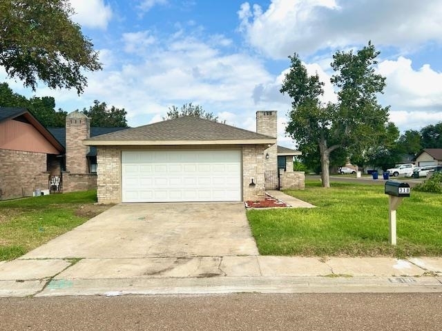 318 Montana St in Laredo, TX - Building Photo