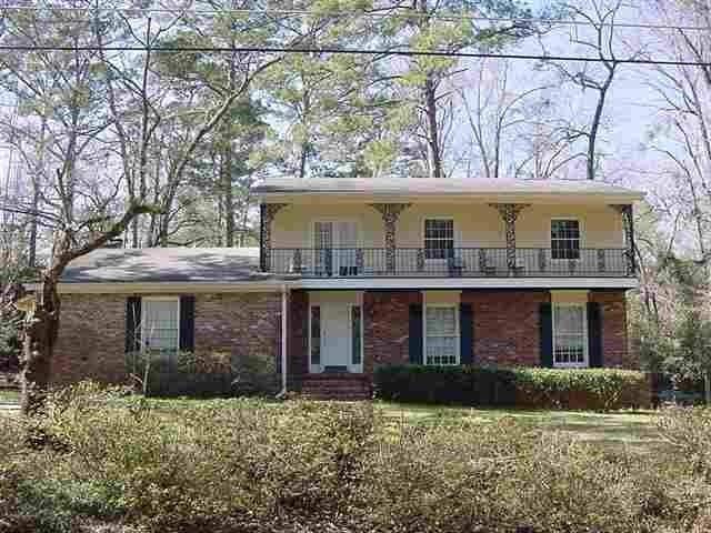 property at 1302 San Luis Rd