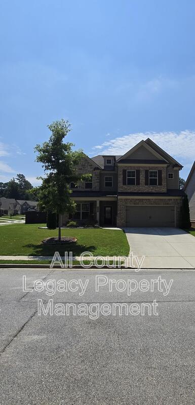 3102 Avenel Ct