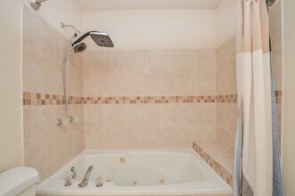 14315 Branchwater Ln in Sugar Land, TX - Building Photo - Building Photo