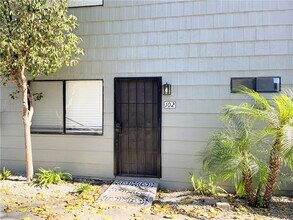 3911 W Ramsey St-Unit -102 in Banning, CA - Building Photo - Building Photo