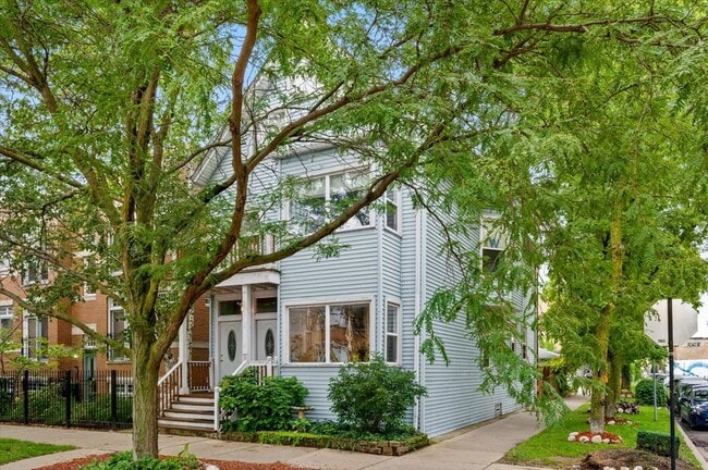 4922 N Janssen Ave in Chicago, IL - Building Photo - Building Photo