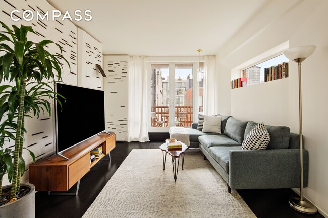 property at 130 W 20th St