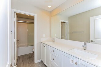 31597 Dwight Dr in Menifee, CA - Building Photo - Building Photo