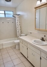 351 Riverdale Dr in Glendale, CA - Building Photo - Building Photo