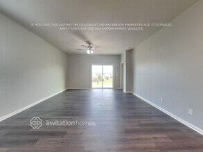 352 Amsterdam Way in Hampton, GA - Building Photo - Building Photo