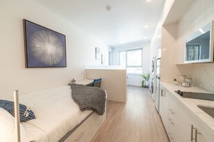 Aquatic @ U in Berkeley, CA - Building Photo