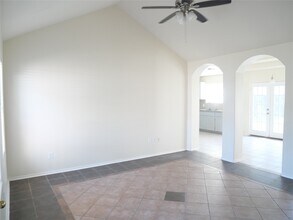 5510 Rio Alamo St in Rosharon, TX - Building Photo - Building Photo