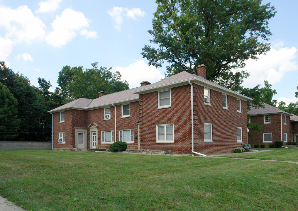 4073-4093 Indianola Ave in Columbus, OH - Building Photo