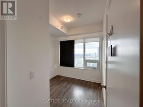 195-2195 Redpath Ave in Toronto, ON - Building Photo - Building Photo