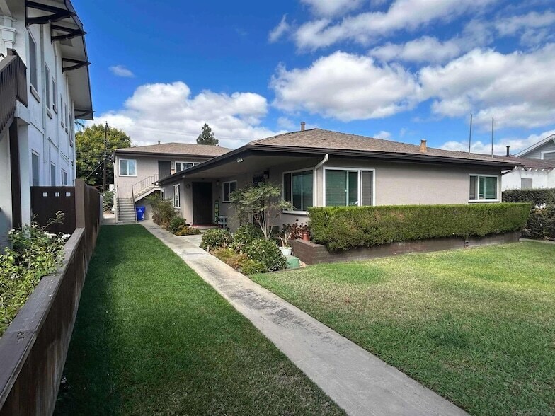 4746 Marlborough Dr in San Diego, CA - Foto de edificio