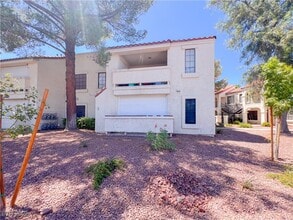 4842 Nara Vista Way in Las Vegas, NV - Building Photo - Building Photo