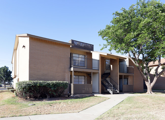 Southgate in Odessa, TX - Foto de edificio - Building Photo