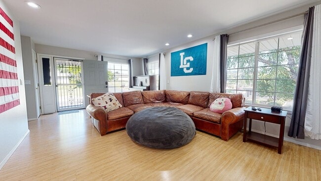 property at 1448 8th St