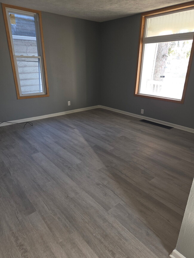 812 W McClure Ave in Peoria, IL - Building Photo - Building Photo