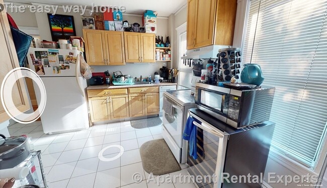 property at 8 Chapman Pl