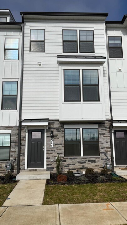 344 Ensemble Wy in Frederick, MD - Building Photo