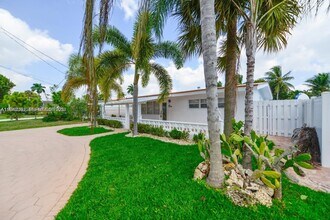 2500 Cat Cay Ln in Fort Lauderdale, FL - Building Photo - Building Photo