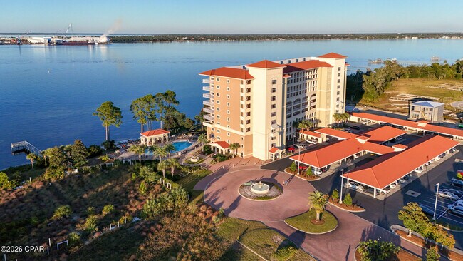 2400 Grandiflora Blvd in Panama City, FL - Building Photo - Building Photo