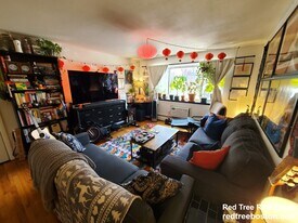 245 Kelton St, Unit 24 in Boston, MA - Building Photo