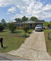 6165 Timberland Dr in Fayetteville, NC - Building Photo