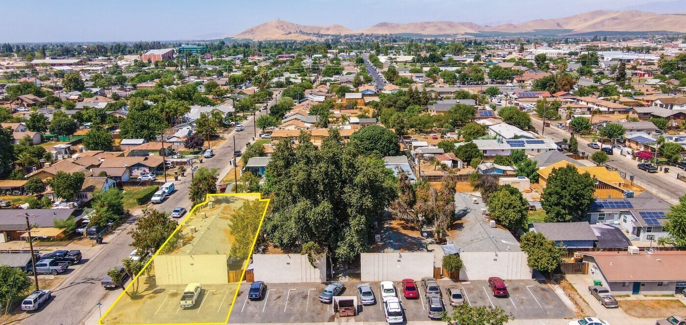 288 W Date Ave in Porterville, CA - Building Photo