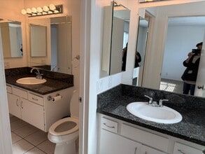 16141 Malaga Ln in Huntington Beach, CA - Building Photo - Building Photo
