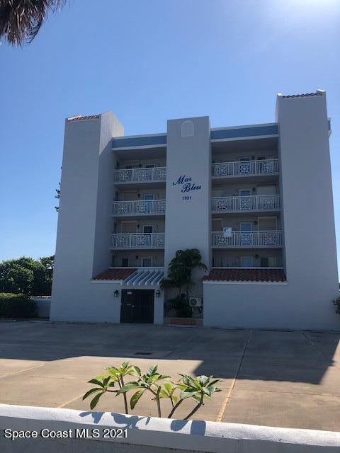 1101 S Atlantic Ave-Unit -102 in Cocoa Beach, FL - Building Photo