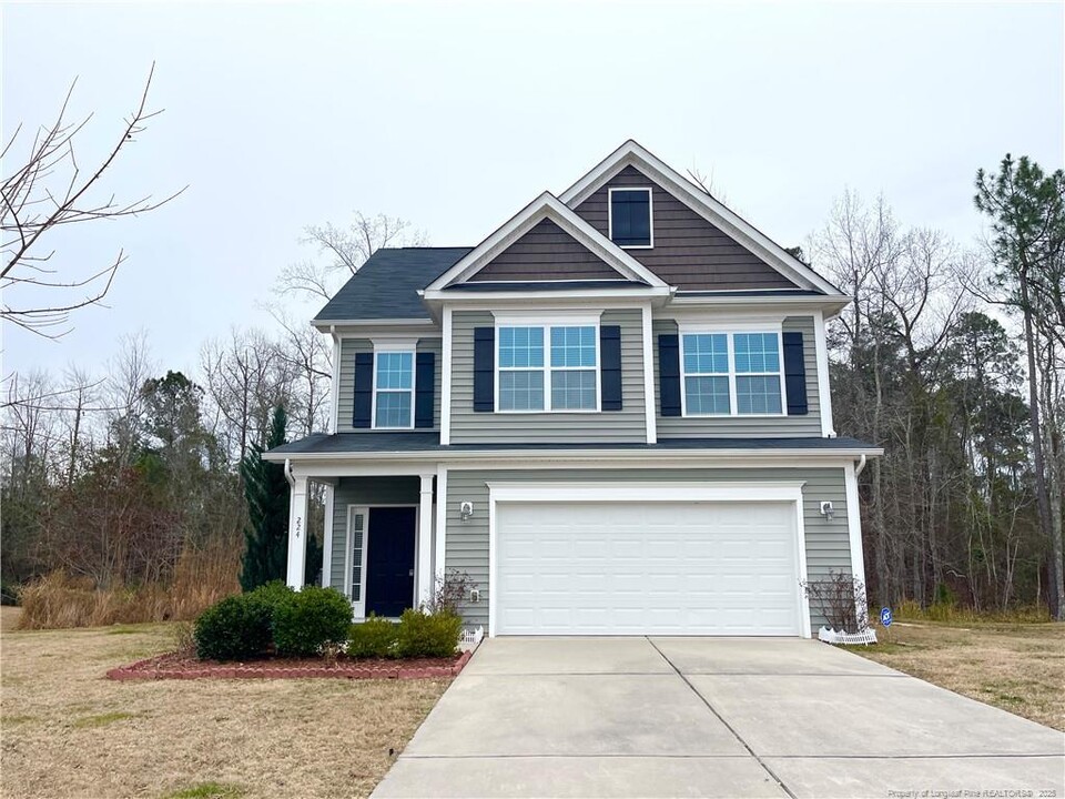 224 Watchmen Ln in Cameron, NC - Building Photo