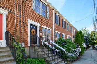 406-416 Brown St in Philadelphia, PA - Foto de edificio - Building Photo