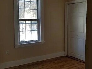 111 Rodney St-Unit -2 in Worcester, MA - Building Photo - Building Photo