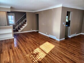 5513 Forest Ave in Des Moines, IA - Building Photo - Building Photo