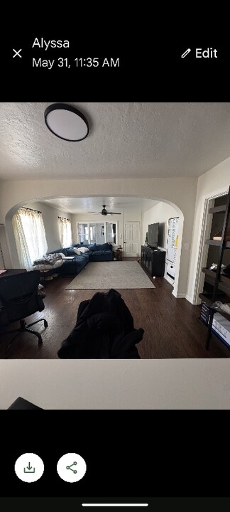 416 Chestnut St in Mount Shasta, CA - Building Photo