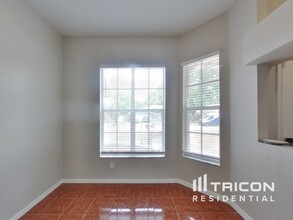 2227 Groveland Dr in Lutz, FL - Building Photo - Building Photo