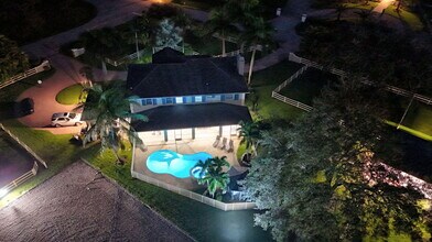 14950 Roan Ct in Wellington, FL - Building Photo - Building Photo