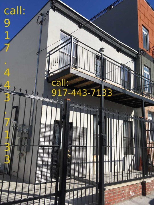 40 Catherine St, Unit 2 in Brooklyn, NY - Building Photo