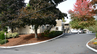 West Slope Terrace in Portland, OR - Building Photo - Building Photo