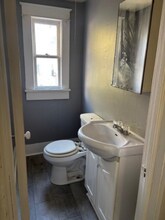 1935 SW Lincoln St in Topeka, KS - Foto de edificio - Building Photo