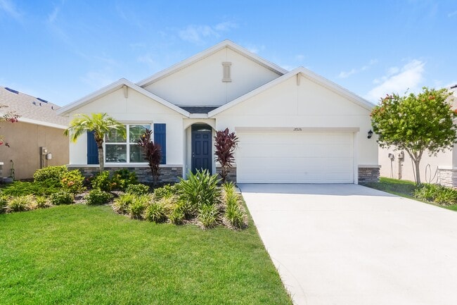 17226 Reserva Dr in Bradenton, FL - Building Photo - Building Photo