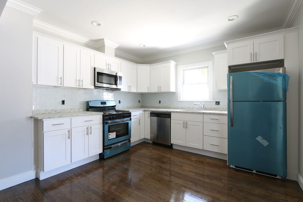 43 Derby St in Somerville, MA - Foto de edificio