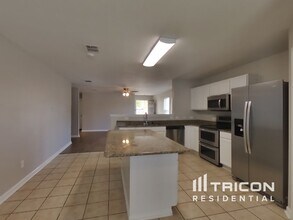 12501 Shine Ave in Rhome, TX - Building Photo - Building Photo